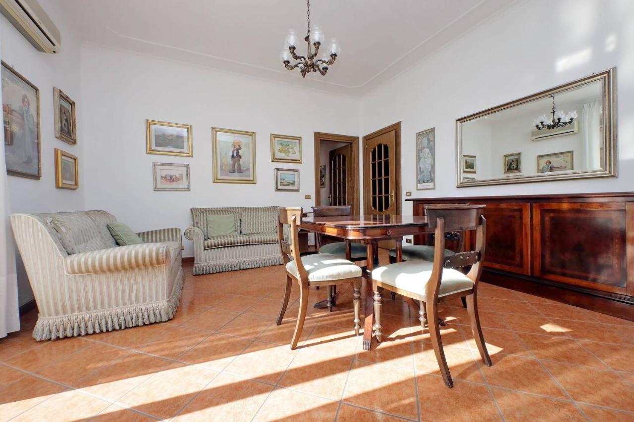 Etruria Apartamento *